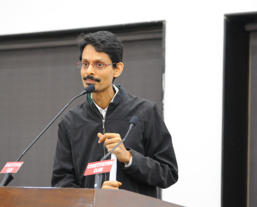 Photo of Shamnad speaking at the Constitution Club, Delhi
